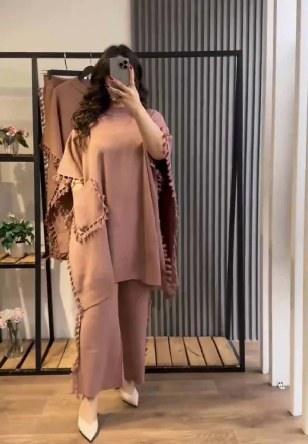 Zayra Open-Shawl Style Lace Work 2-Pcs Winter Co-Ord Set. WWTS-07